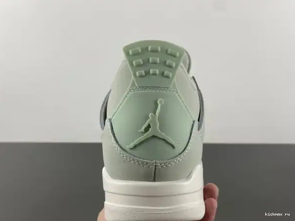 Rep MAX HV0823-003 4 Jordan (W) Seafoam Air 0328